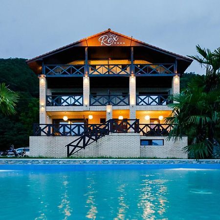 Rex Infinity View 4* Cazanele Dunarii Dubova Exterior foto
