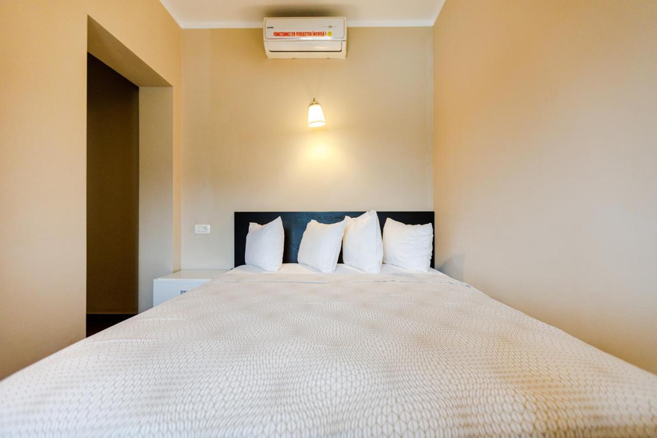 Rex Infinity View 4* Cazanele Dunarii Dubova Exterior foto