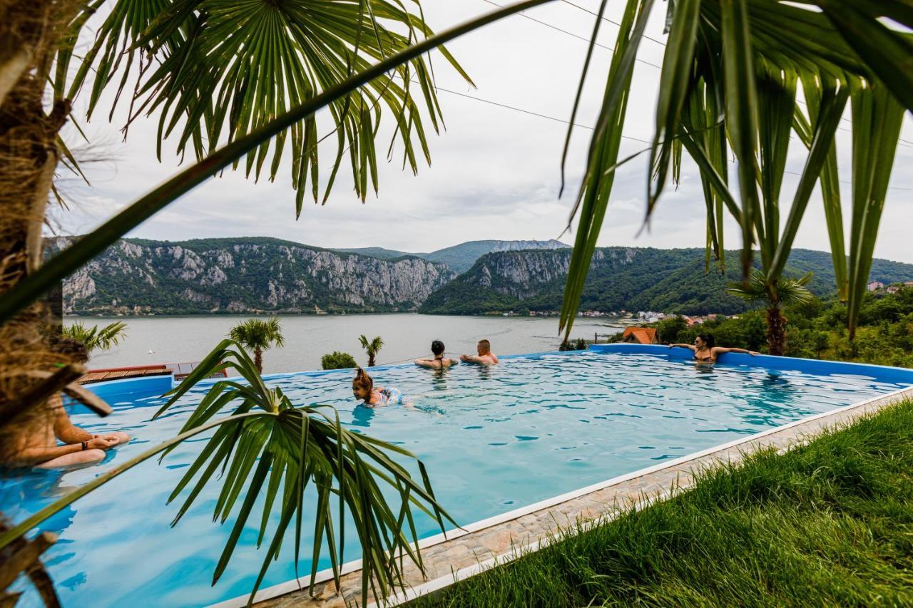 Rex Infinity View 4* Cazanele Dunarii Dubova Exterior foto